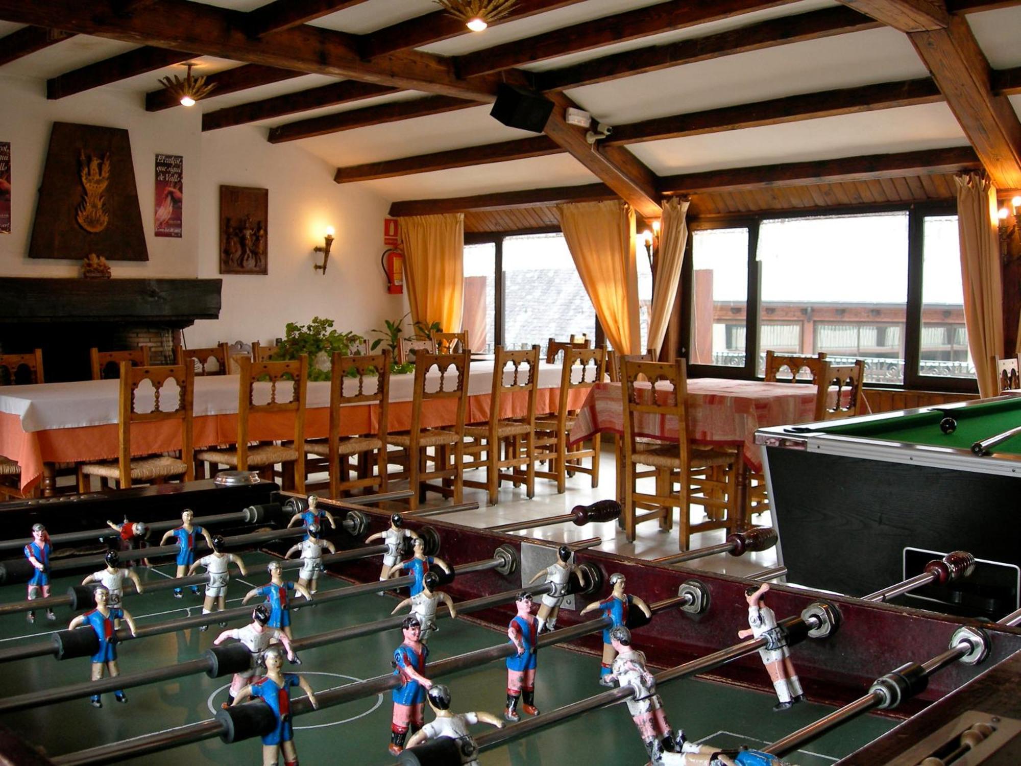 Hosteria Catalana Bossost Bagian luar foto
